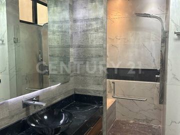 CASA EN RENTA EN COL. CUMBRES ELITE EN PRIVADA MONTERREY