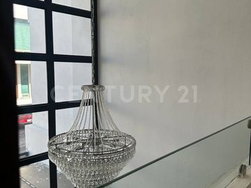 CASA EN RENTA EN COL. CUMBRES ELITE EN PRIVADA MONTERREY
