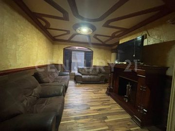 Casa En Venta en Colonia El Carmen, Guadalajara.