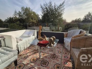 Exclusiva Casa, 5D,5B.  en cond. Los Bosques, Chicureo