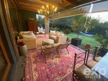 Exclusiva Casa, 5D,5B.  en cond. Los Bosques, Chicureo