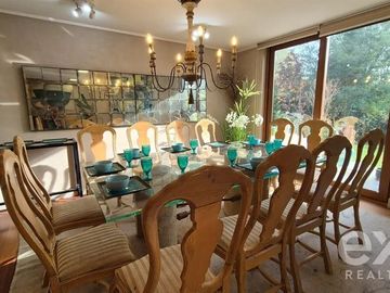 Exclusiva Casa, 5D,5B.  en cond. Los Bosques, Chicureo