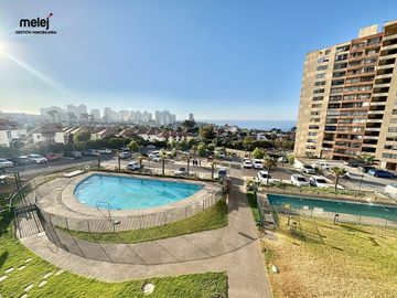 Vende Amplio Departamento, Vista al Mar