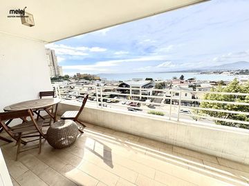 Vende departamento Costa de Montemar con vista al mar