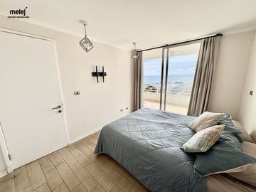 Vende departamento Costa de Montemar con vista al mar