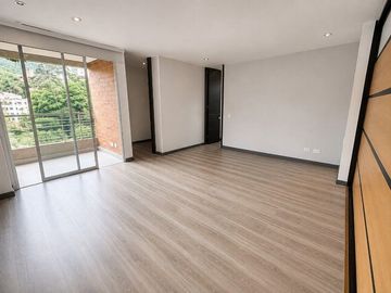 APARTAMENTO EN ARRIENDO UBICADO EN POBLADO SECTOR LA CONCHA