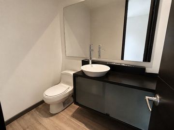 APARTAMENTO EN ARRIENDO UBICADO EN POBLADO SECTOR LA CONCHA