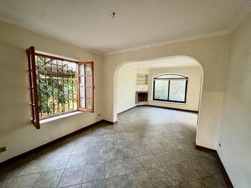 CASA METRO PRÍNCIPE DE GALES