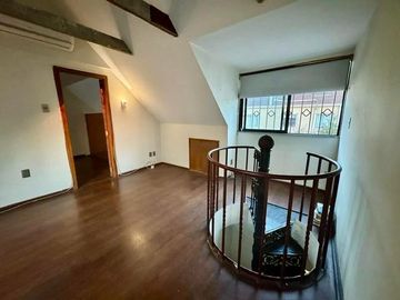 CASA METRO PRÍNCIPE DE GALES