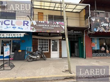 Local en Pilar