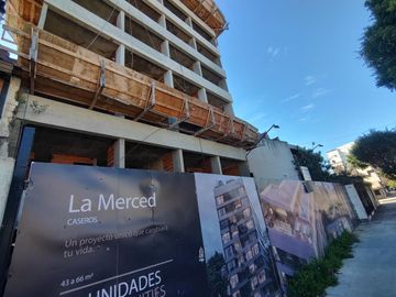 Departamento en Venta en Caseros. 2 Amb. Full Amenities