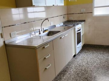 ALQUILER DEPARTAMENTO 3 AMBIENTES CON BALCON EN VILLA DEL PARQUE