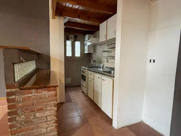 Espectacular PH tipo loft de 2 ambientes al frente con entrada independiente.
