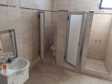 Venta - Edificio Comercial - Vicente Lopez, a metros de Au. Panamericana