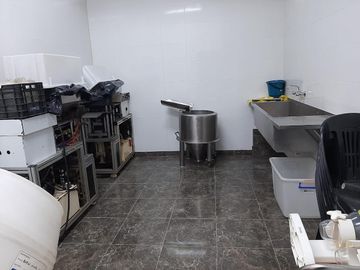 Venta - Edificio Comercial - Vicente Lopez, a metros de Au. Panamericana