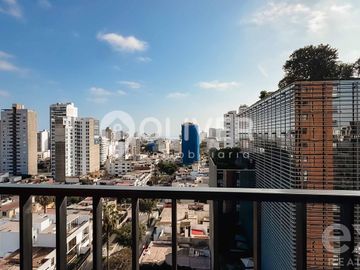 DEPARTAMENTO DE 2 DORMITORIOS AMOBLADO - MIRAFLORES