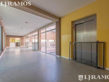 VENTA. Edificio Corporativo e Institucional Premium | Panamericana Km 50- Pilar - Ex colegio Magno