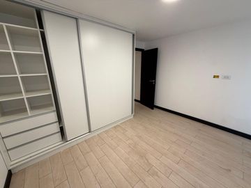 VENTA CASA TRES AMBIENTES A ESTRENAR SAN JOSE