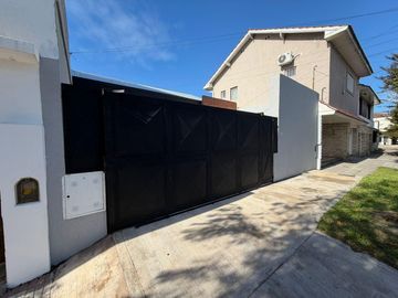 VENTA CASA TRES AMBIENTES A ESTRENAR SAN JOSE