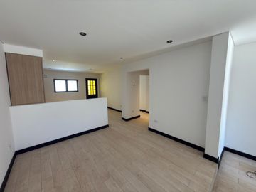 VENTA CASA TRES AMBIENTES A ESTRENAR SAN JOSE