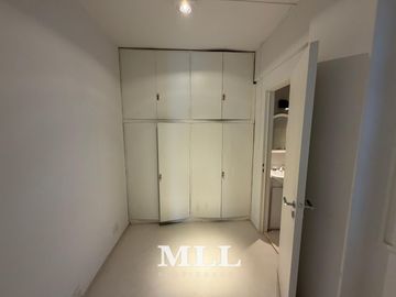 Av. Las Heras y Av. Callao.  Como a estrenar/refaccionado! 85 m2 a pulmon arbolado!