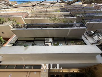 Av. Las Heras y Av. Callao.  Como a estrenar/refaccionado! 85 m2 a pulmon arbolado!
