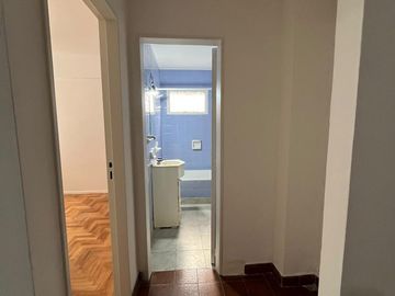 Venta 2 ambientes en Flores