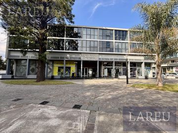 Oficina en Alquiler en 46 Plaza, Agora II -Pilar