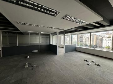 Oficina en  VTA Piso Triple A Oficina 400 m² Cub. 5 Coch. Recoleta Impecable