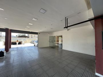Departamento 2 dormitorios. Con balcón. A Estrenar. Edificio Paseo Gallesio, Zárate Centro