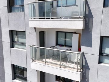 Departamento 2 dormitorios. Con balcón. A Estrenar. Edificio Paseo Gallesio, Zárate Centro
