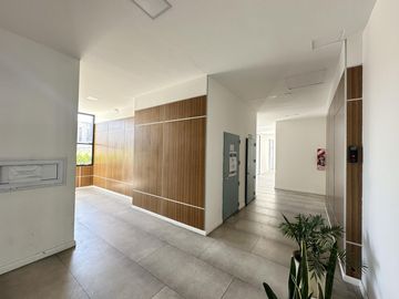 Departamento 2 dormitorios. Con balcón. A Estrenar. Edificio Paseo Gallesio, Zárate Centro