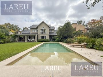 Casa en Venta en el Barrio Privado La Legua, Pilar