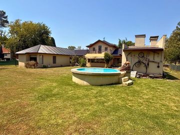 VENTA CASA 5 AMBIENTES, MONET, LOS CARDALES