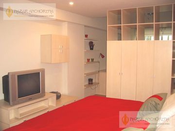 Ayacucho 1400 - Amplio ambiente dividido. Equipado Full
