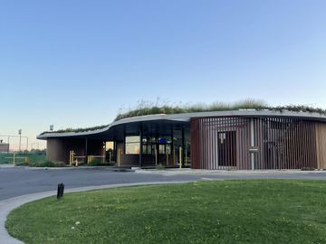 Lote a la laguna en venta en LOS PUENTES - NORDELTA