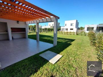 Casa VENTA Santa Emilia 4 Amb a estrenar