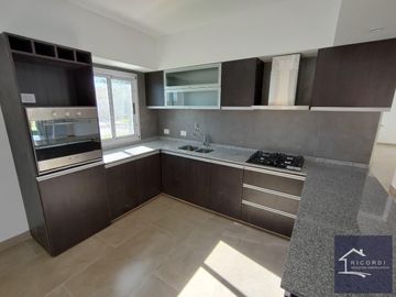 Casa VENTA Santa Emilia 4 Amb a estrenar
