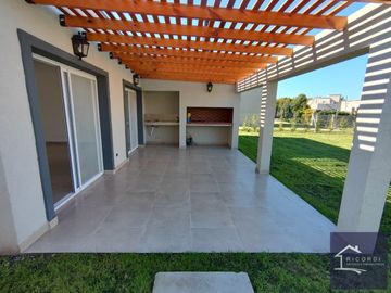 Casa VENTA Santa Emilia 4 Amb a estrenar