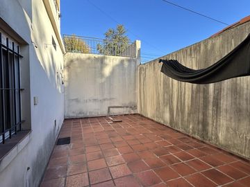 Venta, Casa, 5 Ambientes, Triple cochera, Balcón Terraza, Patio, Parrilla, Ituzaingó