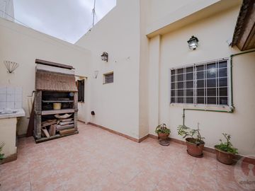 Casa en Venta 5 ambientes, en Villa Raffo