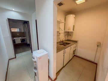 ALQUILER - LOCAL COMERCIAL - BARRACAS 200 m2