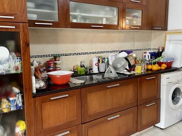 Venta Casa 3 dormitorios y Local Esquina - Barrio General Bustos, Córdoba