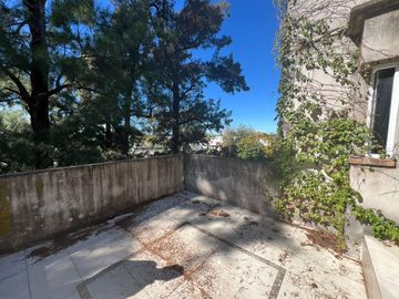 Casa de 3 dormitorios con terreno y vista franca al Rio sobre Av. Puccio