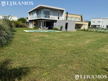 Casa en Vistas Puertos Escobar