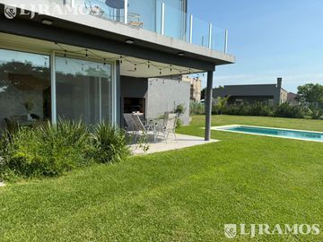 Casa en Vistas Puertos Escobar