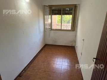 VENTA EN BLOCK - 2 LOCALES - 2 PH C/ FDO LIBRE