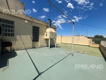 VENTA EN BLOCK - 2 LOCALES - 2 PH C/ FDO LIBRE