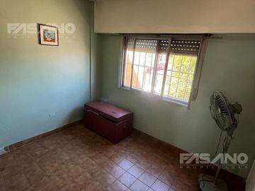 VENTA EN BLOCK - 2 LOCALES - 2 PH C/ FDO LIBRE