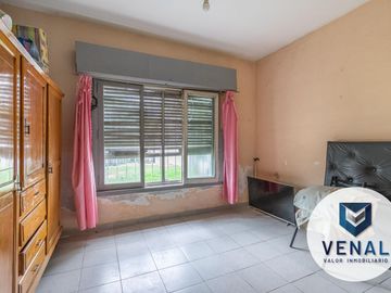 Venta Casa en Don Torcuato 3 ambientes, lote 459m², fondo y jardín, excelente ubicación residencial